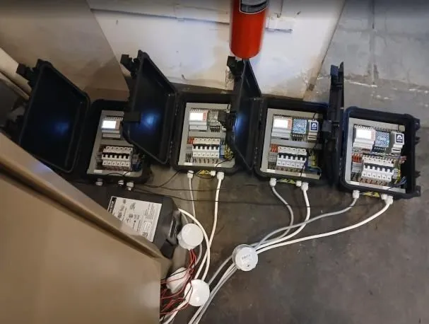 Electrical audit kits on a main board